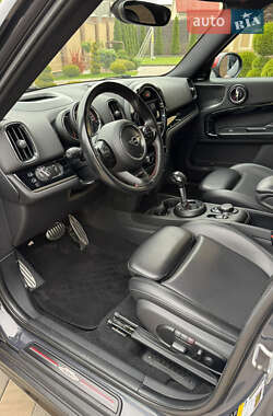 Хэтчбек MINI Countryman 2019 в 