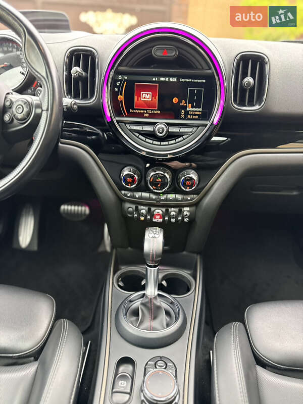Хэтчбек MINI Countryman 2019 в Черновцах
