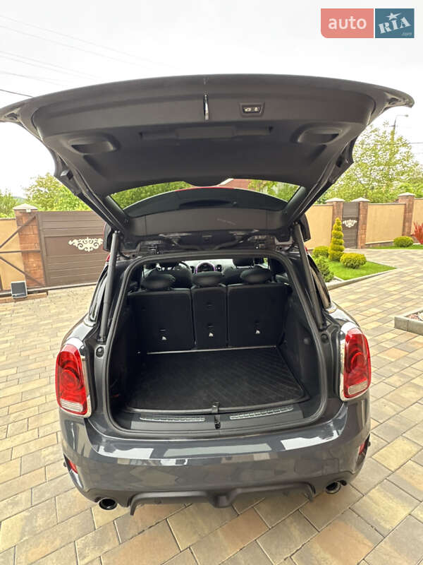 Хэтчбек MINI Countryman 2019 в Черновцах