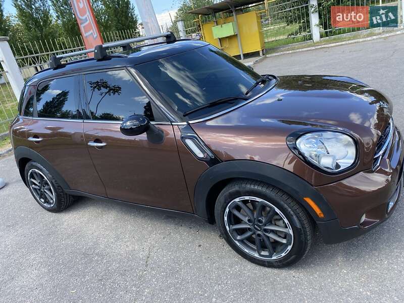 Внедорожник / Кроссовер MINI Countryman 2015 в Кременчуге