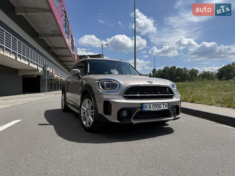 Позашляховик / Кросовер MINI Countryman 2023 в 