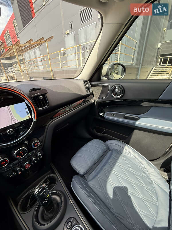 Внедорожник / Кроссовер MINI Countryman 2023 в Киеве