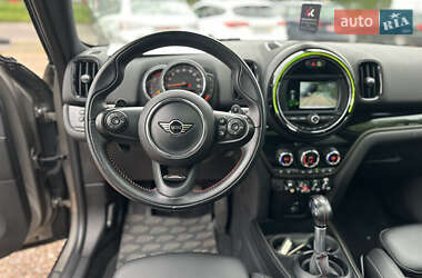 Хэтчбек MINI Countryman 2018 в 