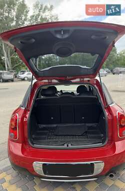 Позашляховик / Кросовер MINI Countryman 2015 в 
