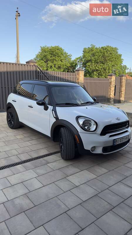 Внедорожник / Кроссовер MINI Countryman 2015 в 