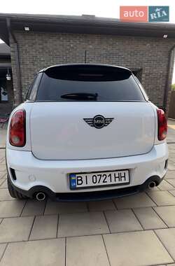 Внедорожник / Кроссовер MINI Countryman 2015 в 