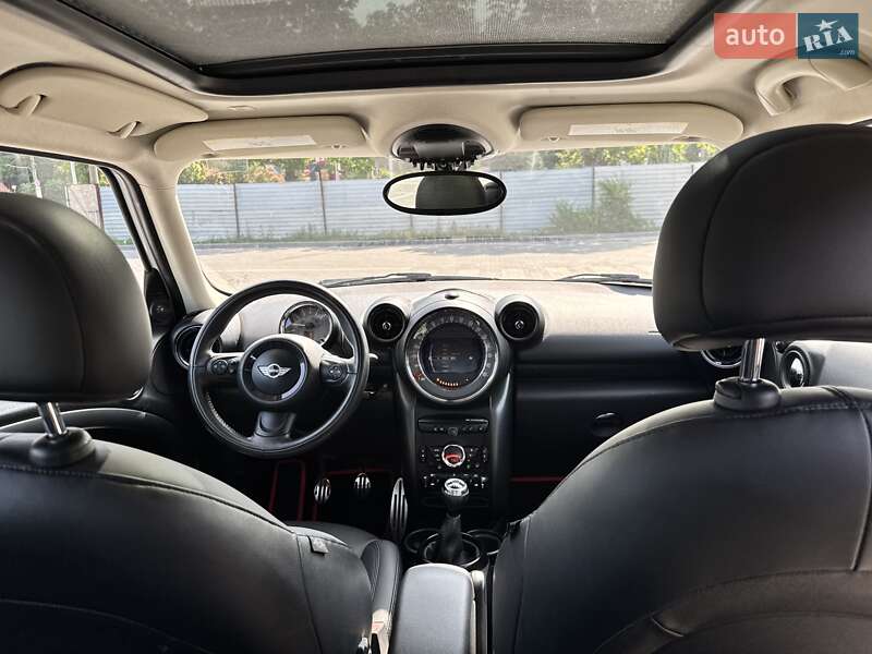 Внедорожник / Кроссовер MINI Countryman 2015 в Кривом Роге
