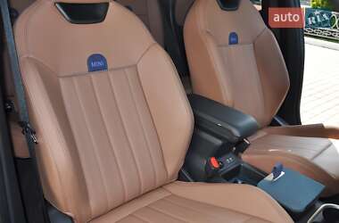 Позашляховик / Кросовер MINI Countryman 2024 в 