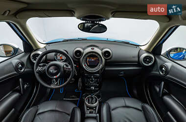 Хэтчбек MINI Countryman 2012 в 