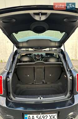 Внедорожник / Кроссовер MINI Countryman 2015 в 