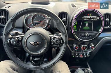 Хэтчбек MINI Countryman 2019 в 