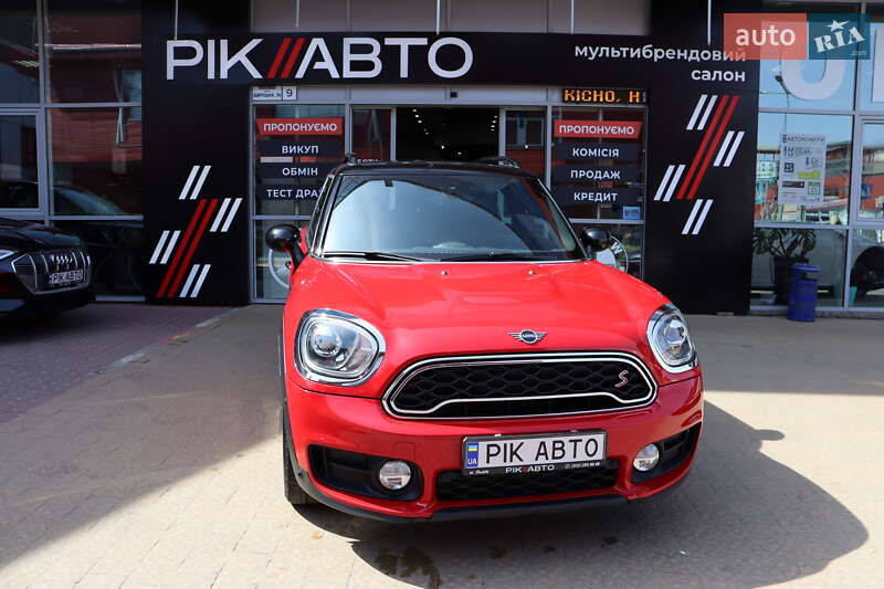 Хэтчбек MINI Countryman 2019 в 