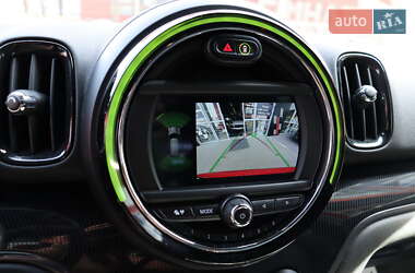 Хэтчбек MINI Countryman 2019 в 