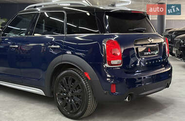Хэтчбек MINI Countryman 2017 в 