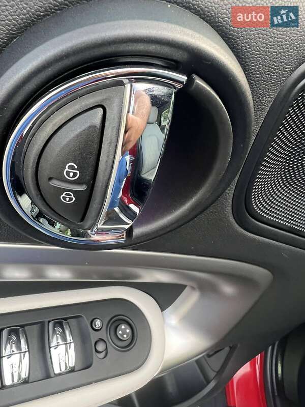 Внедорожник / Кроссовер MINI Countryman 2021 в Одессе