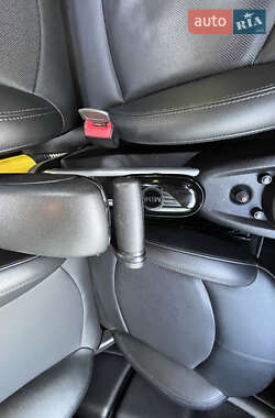 Хэтчбек MINI Countryman 2012 в 