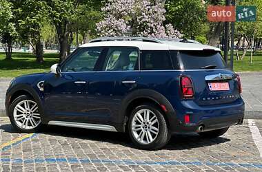 Хэтчбек MINI Countryman 2017 в 