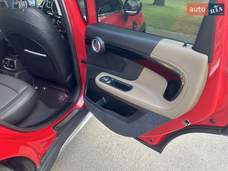 Хэтчбек MINI Countryman 2019 в Киеве фото 24 Хэтчбек MINI Countryman 2019 в Киеве