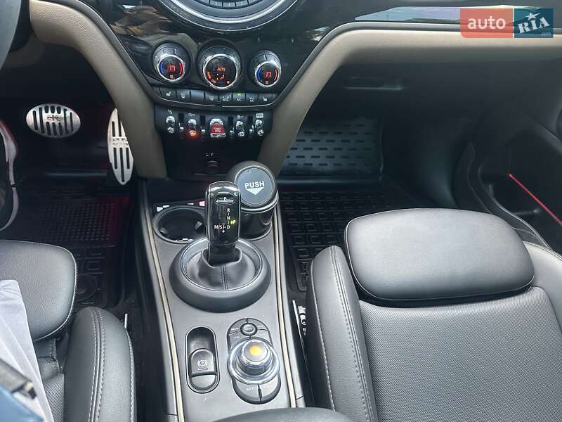 Хэтчбек MINI Countryman 2019 в Киеве фото 49 Хэтчбек MINI Countryman 2019 в Киеве