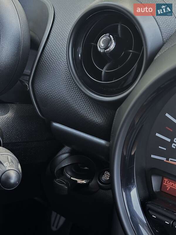 Внедорожник / Кроссовер MINI Countryman 2016 в Виннице фото 8 Внедорожник / Кроссовер MINI Countryman 2016 в Виннице