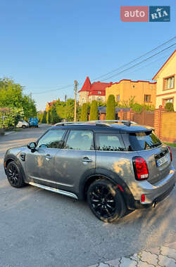 Хэтчбек MINI Countryman 2018 в 
