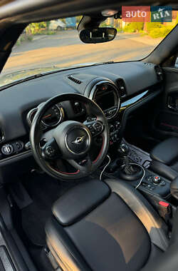 Хэтчбек MINI Countryman 2018 в 