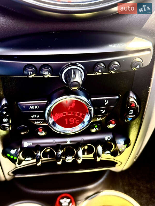 Хэтчбек MINI Countryman 2014 в Киеве