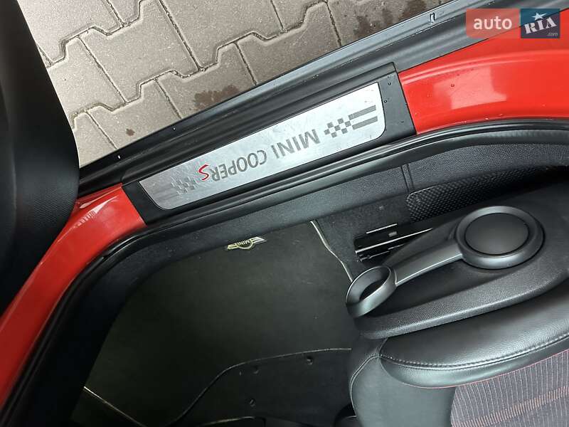 Хэтчбек MINI Countryman 2011 в Киеве