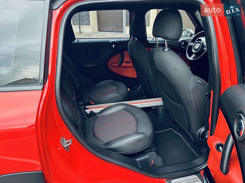 Хэтчбек MINI Countryman 2011 в Киеве
