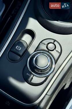 Внедорожник / Кроссовер MINI Countryman 2023 в 