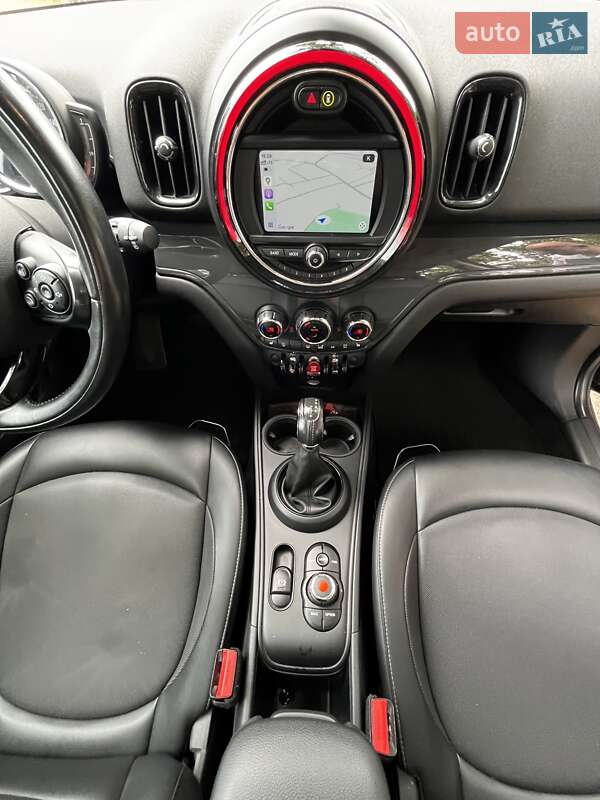 Хэтчбек MINI Countryman 2018 в Киеве