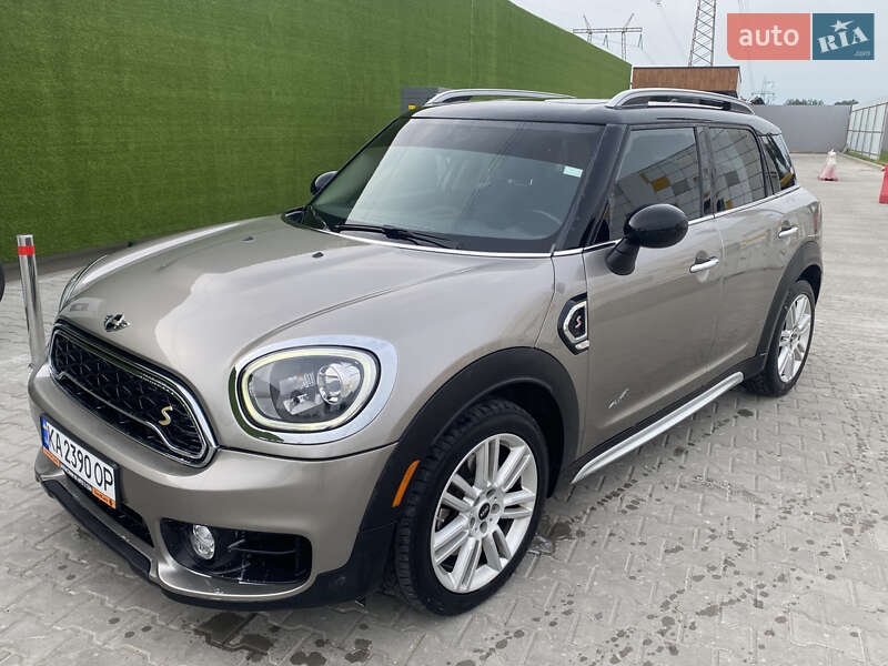 Хэтчбек MINI Countryman 2017 в 