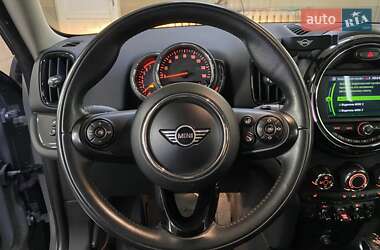 Хэтчбек MINI Countryman 2019 в 