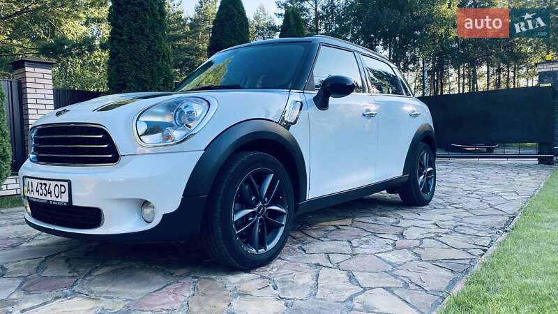 Внедорожник / Кроссовер MINI Countryman 2014 в Киеве