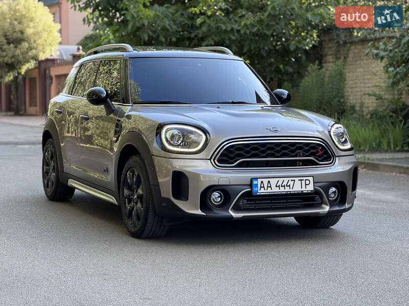 Хэтчбек MINI Countryman 2017 в Киеве фото 15 Хэтчбек MINI Countryman 2017 в Киеве