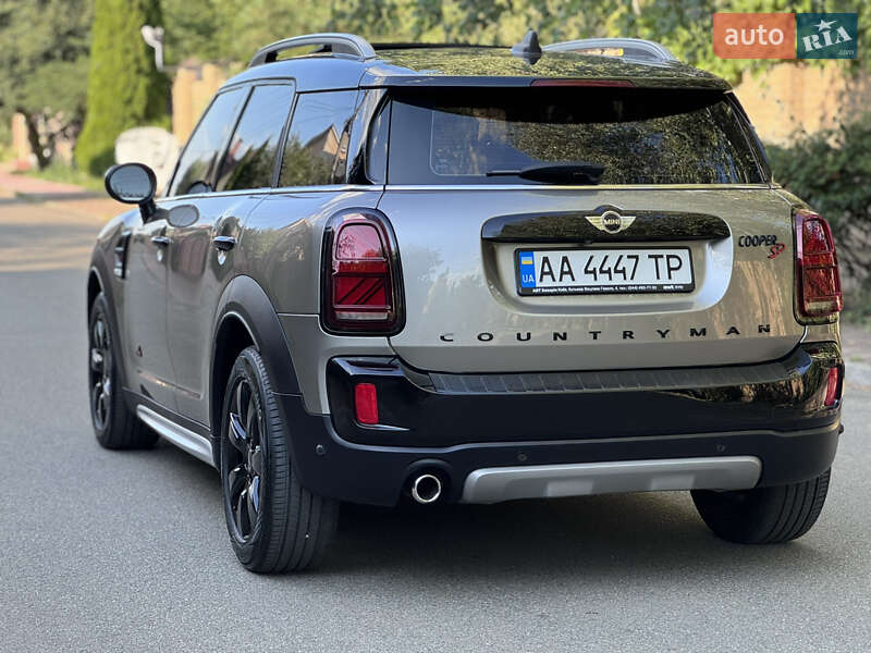 Хэтчбек MINI Countryman 2017 в Киеве фото 27 Хэтчбек MINI Countryman 2017 в Киеве