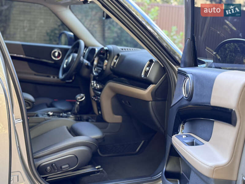 Хэтчбек MINI Countryman 2017 в Киеве фото 50 Хэтчбек MINI Countryman 2017 в Киеве