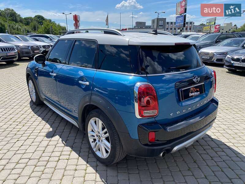 Хэтчбек MINI Countryman 2017 в Львове