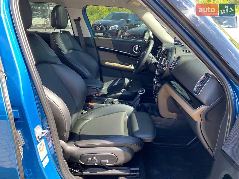 Хэтчбек MINI Countryman 2017 в Львове