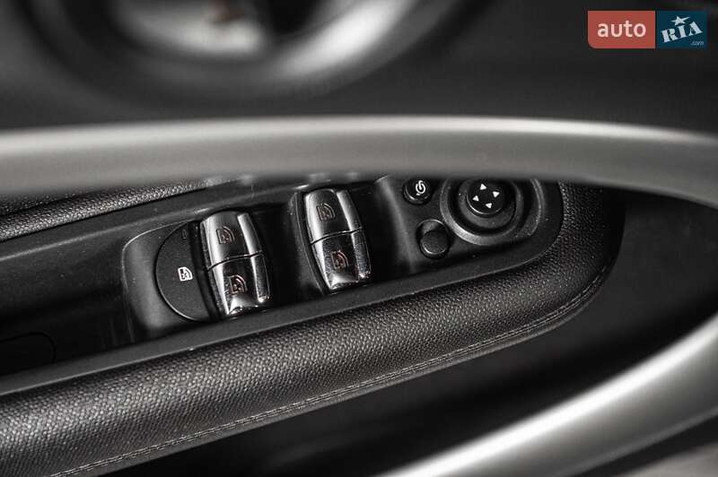 Позашляховик / Кросовер MINI Countryman 2016 в Одесі фото 11 Позашляховик / Кросовер MINI Countryman 2016 в Одесі