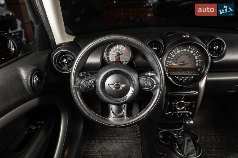 Позашляховик / Кросовер MINI Countryman 2016 в Одесі фото 38 Позашляховик / Кросовер MINI Countryman 2016 в Одесі