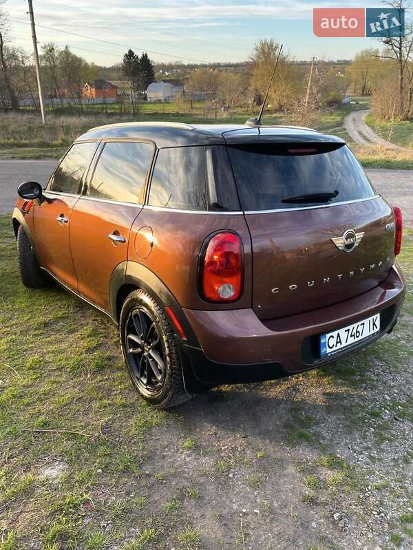 Внедорожник / Кроссовер MINI Countryman 2015 в Киеве