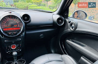 Внедорожник / Кроссовер MINI Countryman 2015 в 