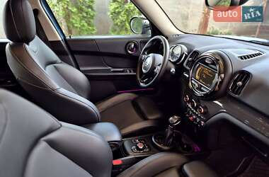 Хэтчбек MINI Countryman 2017 в 