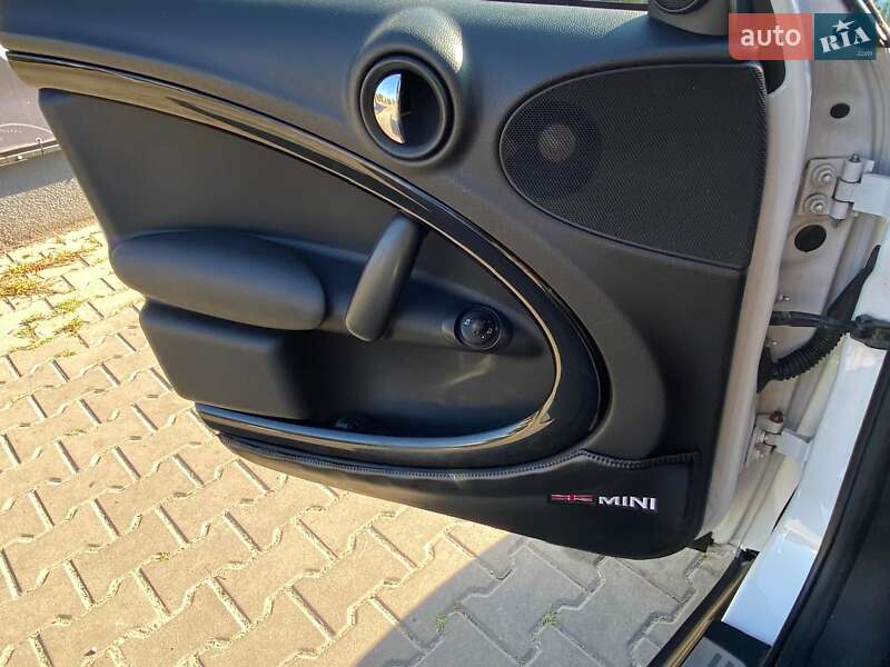 Внедорожник / Кроссовер MINI Countryman 2012 в Ирпене