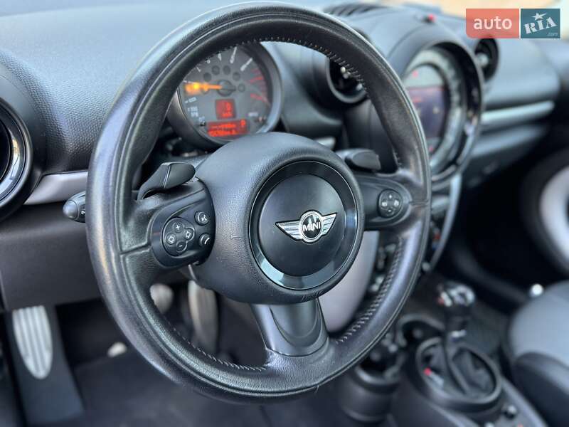 Внедорожник / Кроссовер MINI Countryman 2015 в Одессе