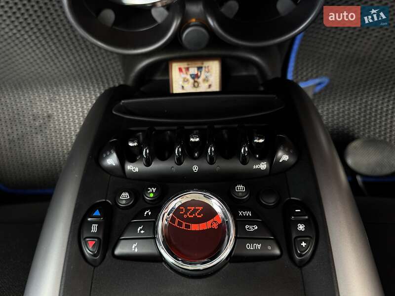 Внедорожник / Кроссовер MINI Countryman 2015 в Днепре фото 30 Внедорожник / Кроссовер MINI Countryman 2015 в Днепре