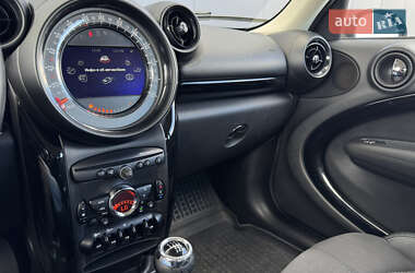 Внедорожник / Кроссовер MINI Countryman 2015 в 