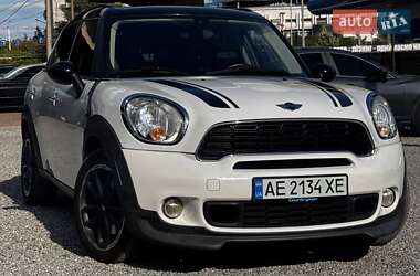 Внедорожник / Кроссовер MINI Countryman 2015 в 
