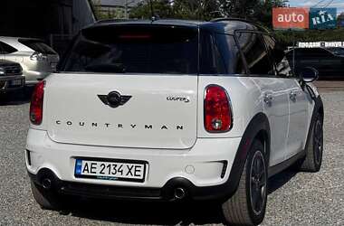 Внедорожник / Кроссовер MINI Countryman 2015 в 
